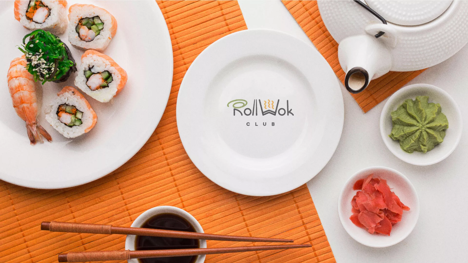 Разработка логотипа и фирменного стиля суши-бара «Roll Wok Club» в Волосово